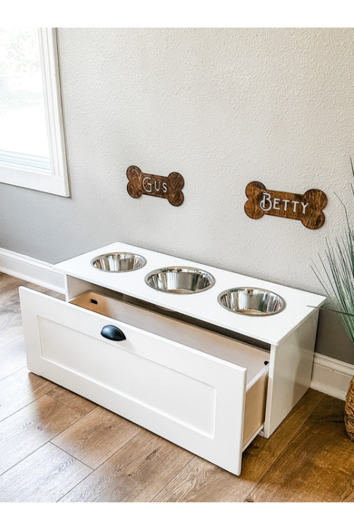 An application scenario or product detail of 3 bowl dog feeding station - Image 7