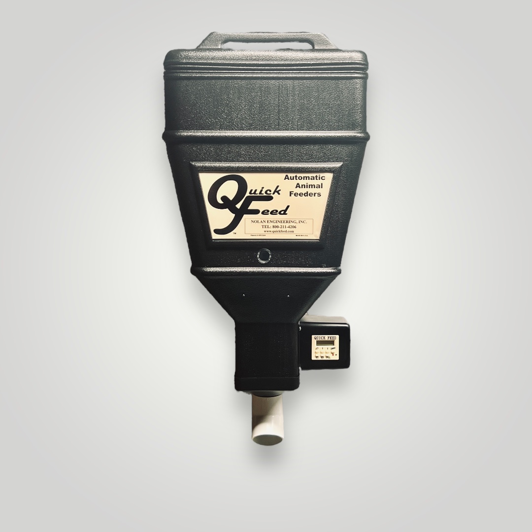 An application scenario or product detail of animal auto feeder - Image 4