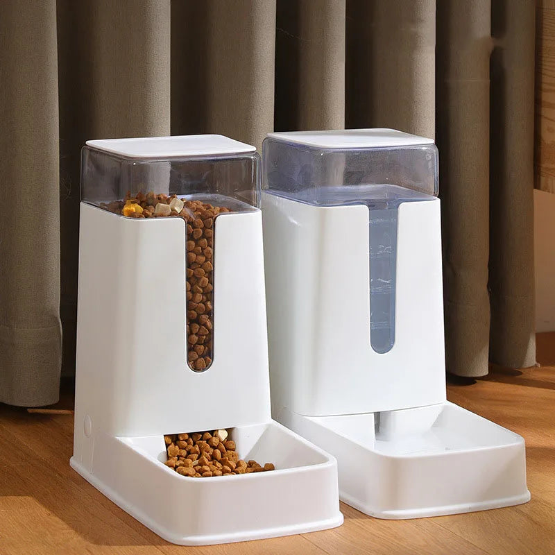 An application scenario or product detail of auto pet food dispenser - Image 8