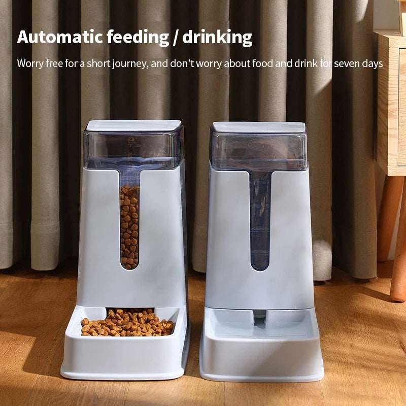 An application scenario or product detail of auto pet food dispenser - Image 13