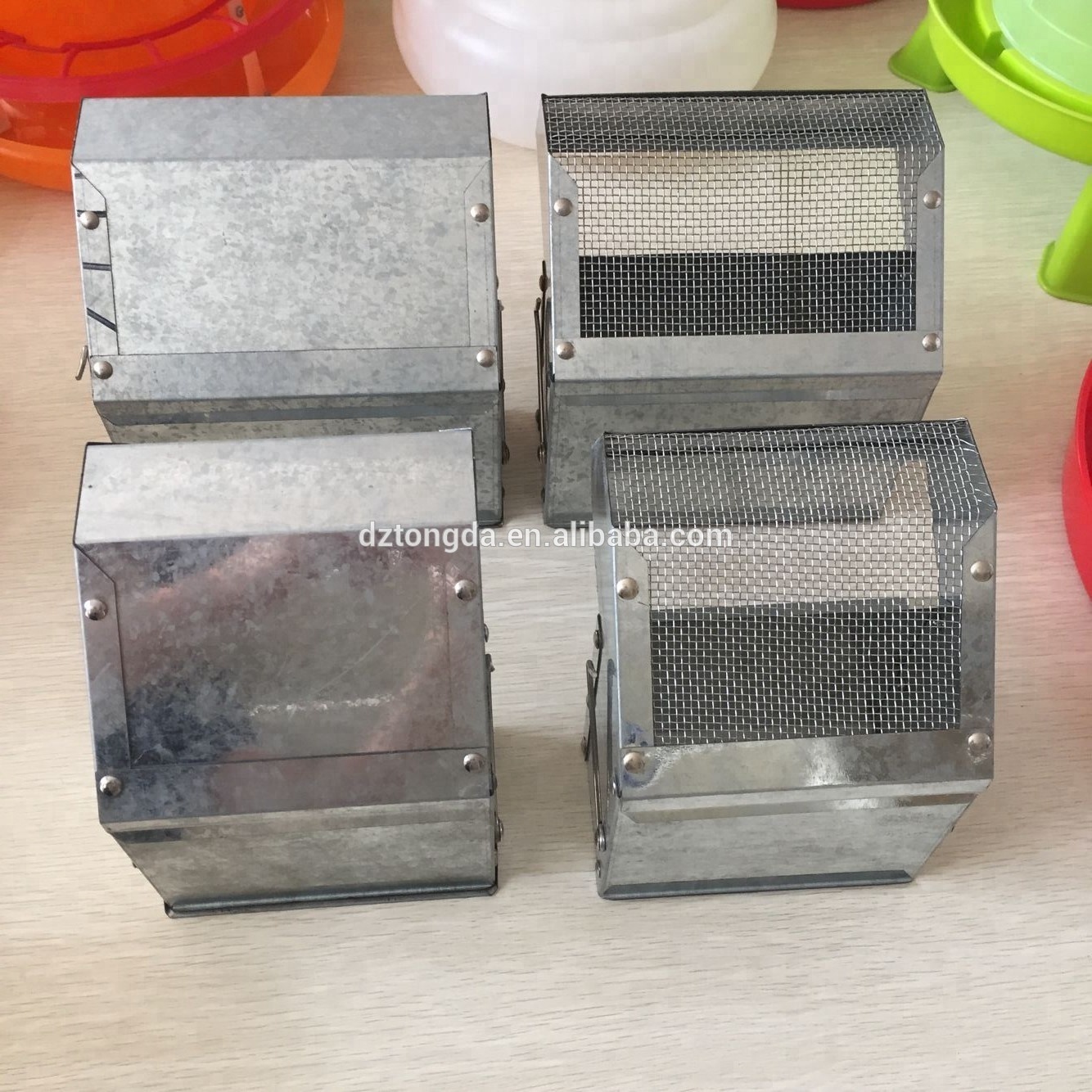 An application scenario or product detail of automatic bunny feeder - Image 16