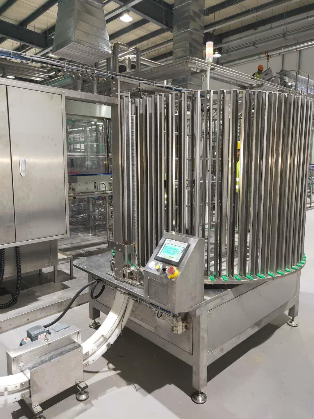 An application scenario or product detail of automatic canned food feeder - Image 9