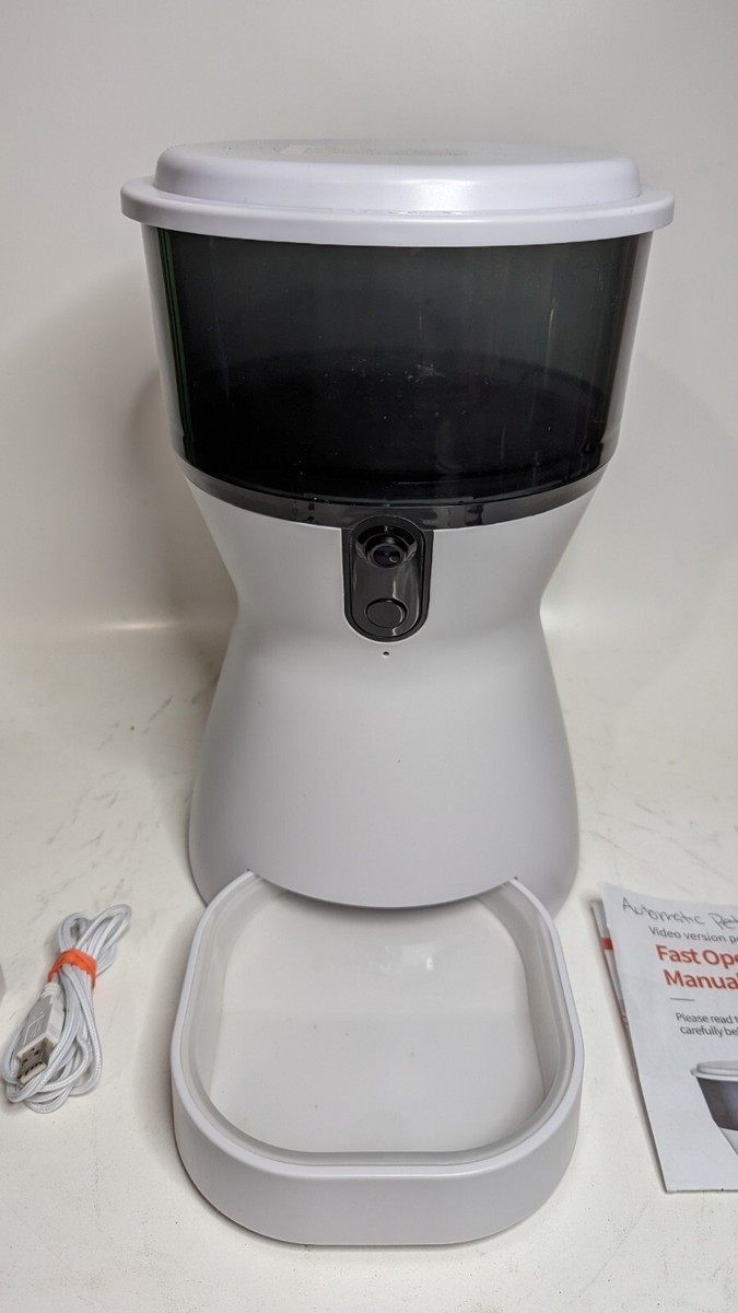 An application scenario or product detail of automatic pet feeder with timer - Image 17