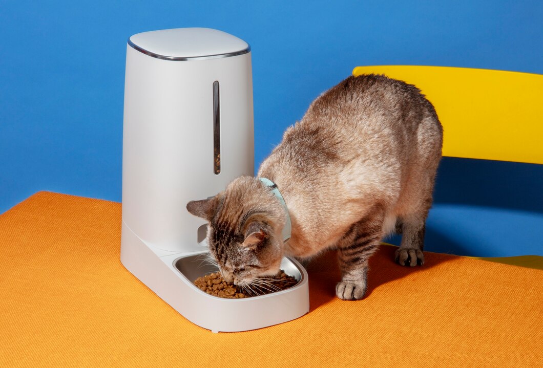 An application scenario or product detail of automatic smart feeder for cat - Image 13