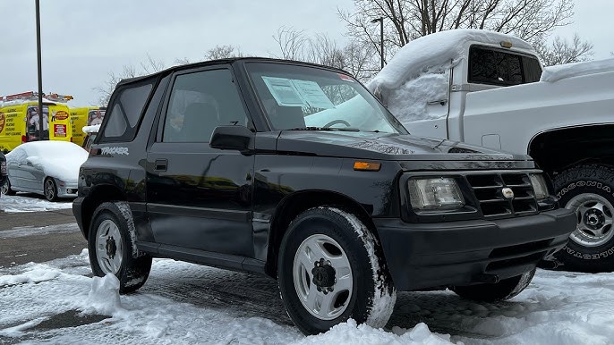 An application scenario or product detail of black geo tracker - Image 11