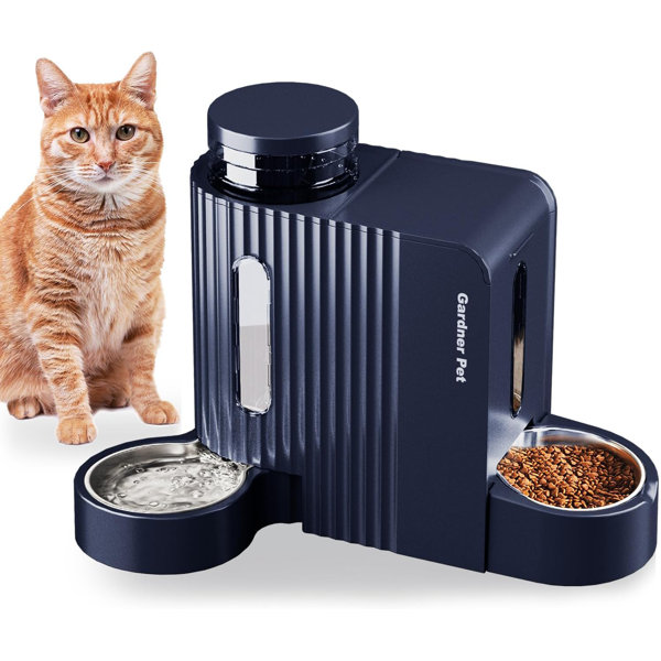 An application scenario or product detail of brookstone automatic pet feeder - Image 1