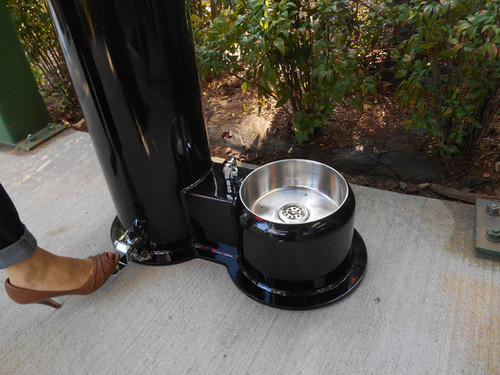An application scenario or product detail of canine water fountain - Image 16