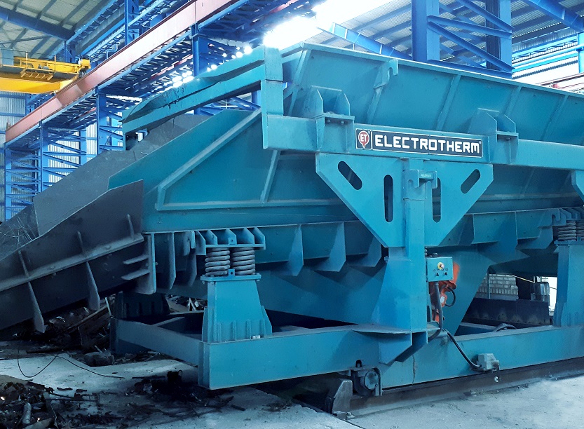 An application scenario or product detail of car feeder - Image 6