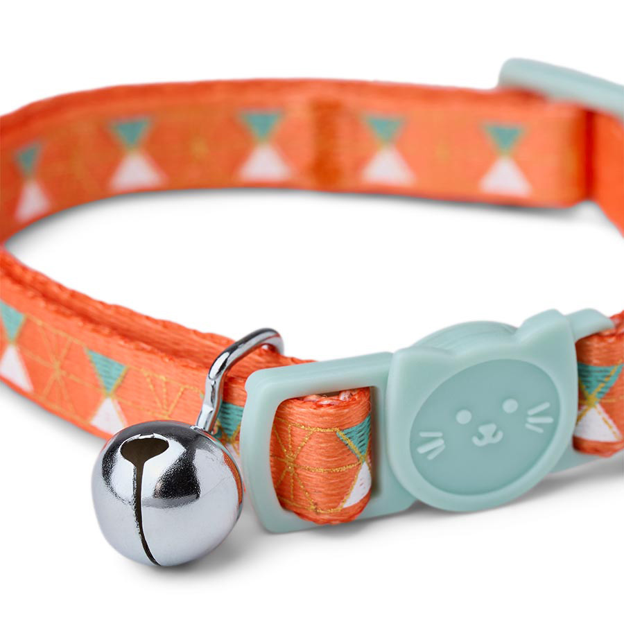 An application scenario or product detail of collars pets at home - Image 10