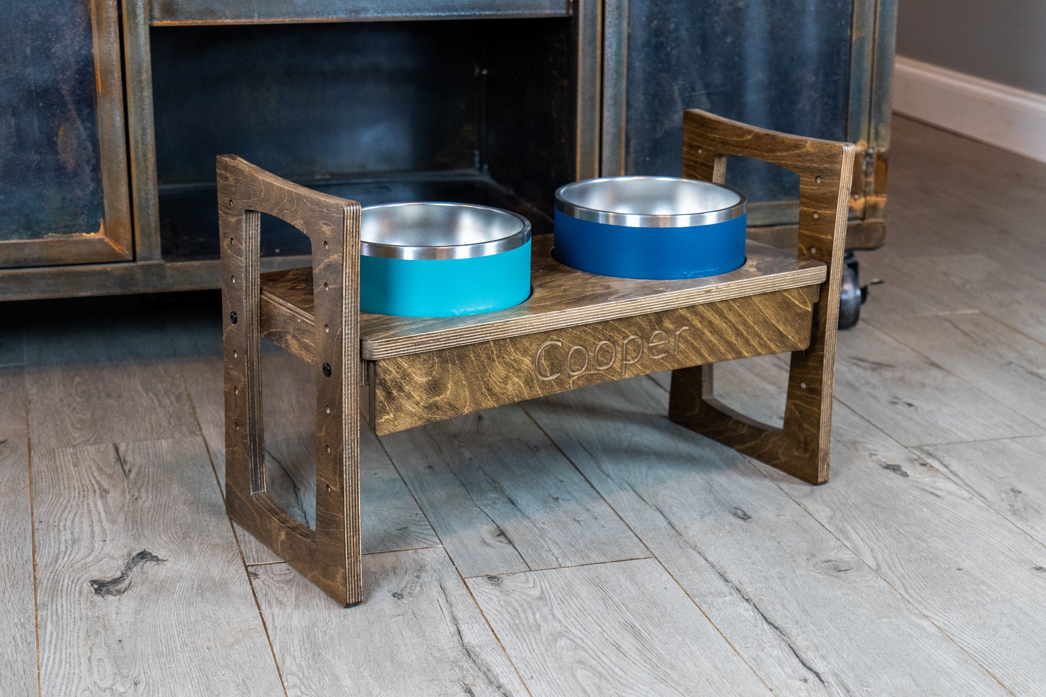 An application scenario or product detail of dog feeder stands - Image 20