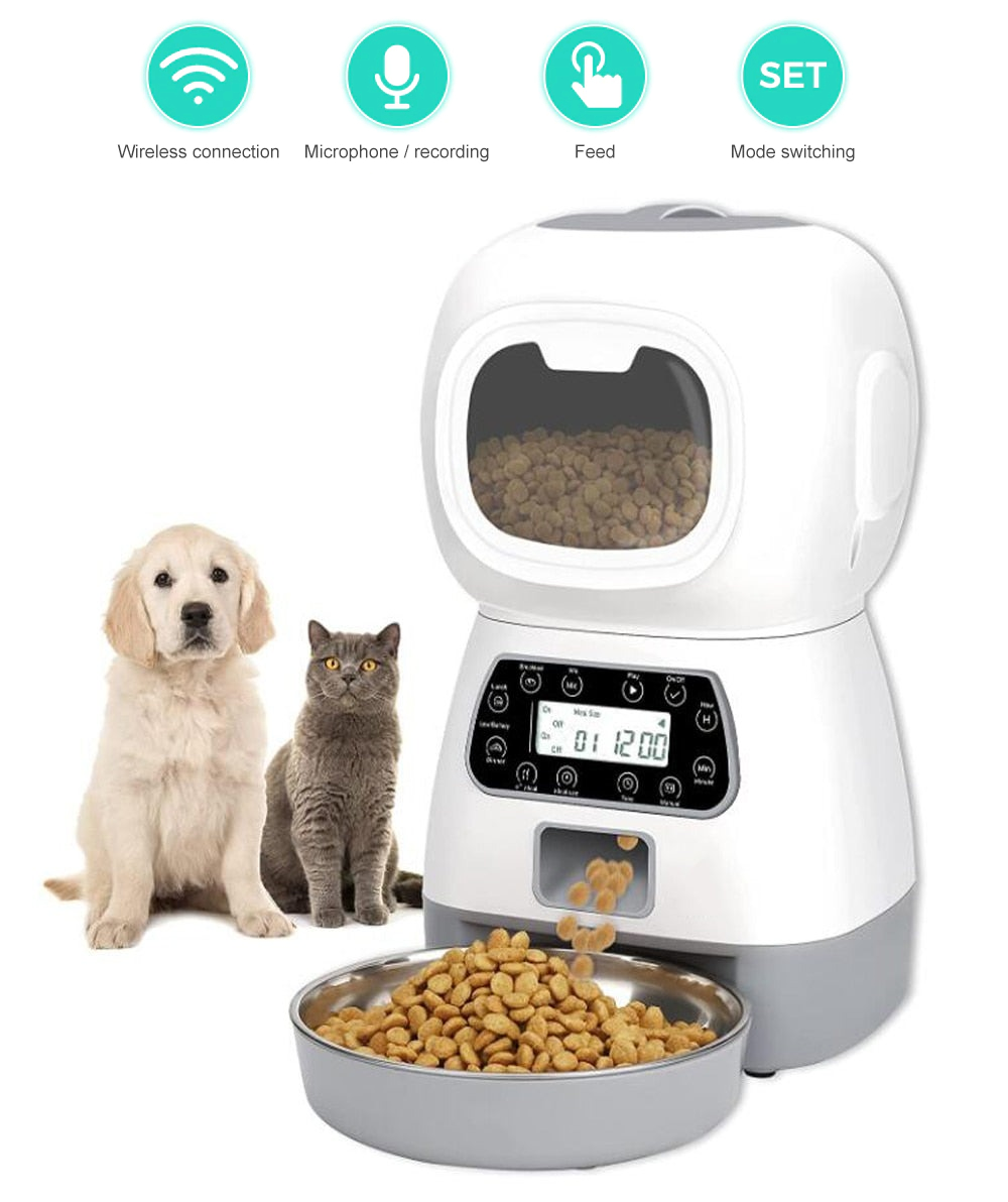 An application scenario or product detail of dog smart feeder - Image 17