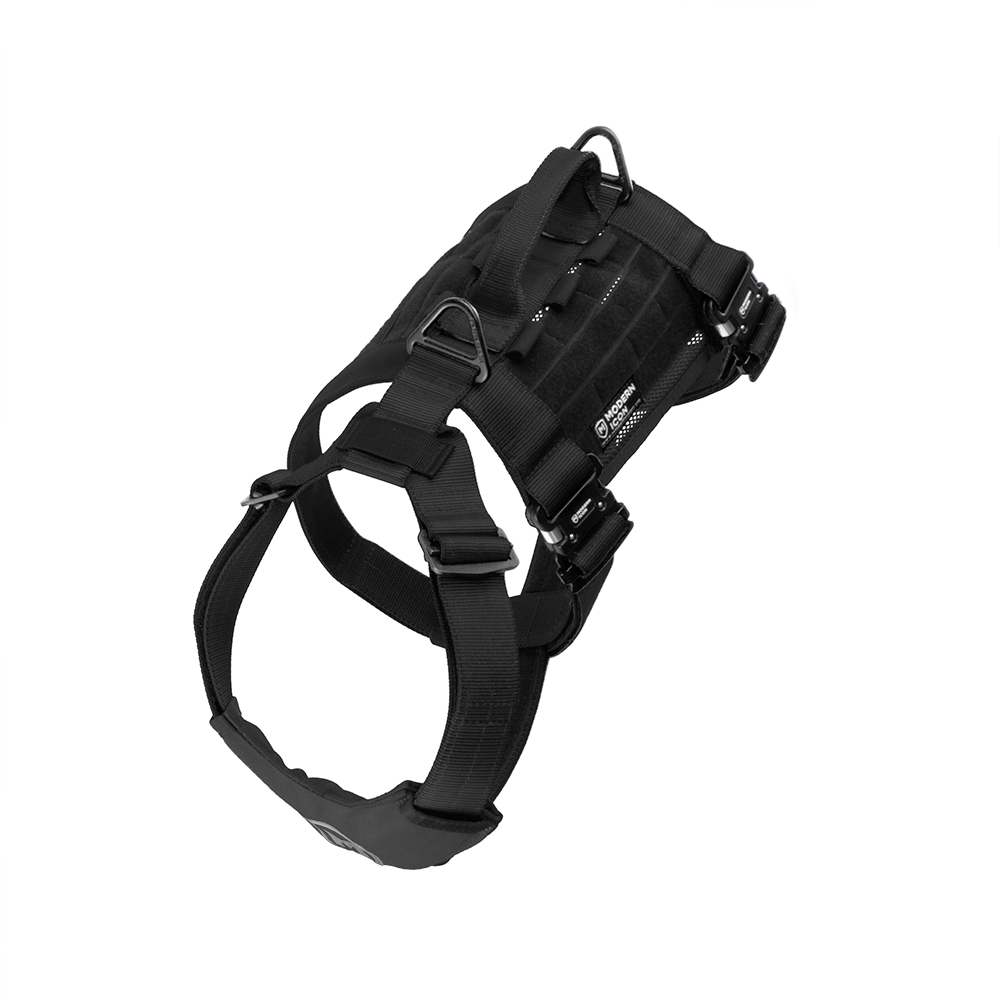 An application scenario or product detail of dog tracking harness - Image 12