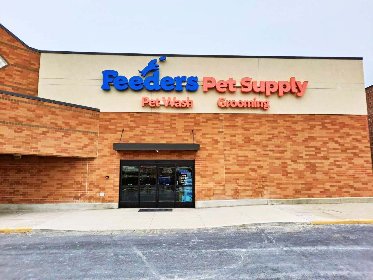 An application scenario or product detail of feeders pet supply locations - Image 16