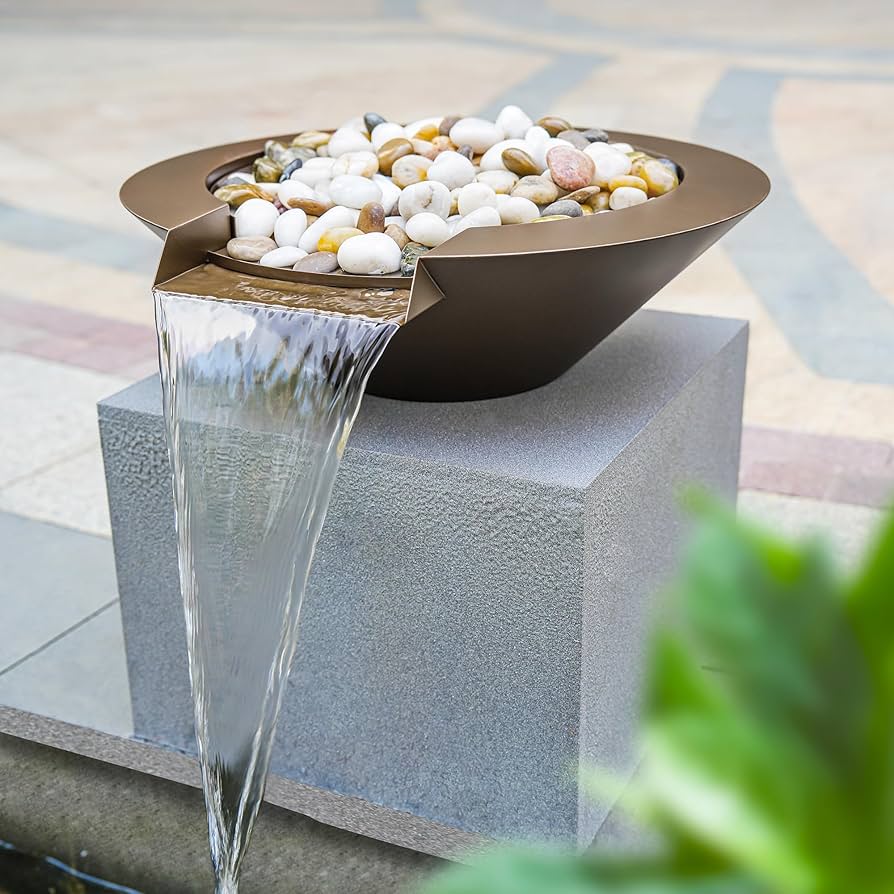 An application scenario or product detail of fountain water bowl - Image 1