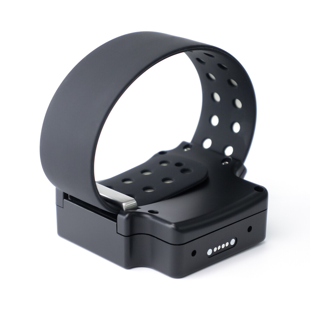 An application scenario or product detail of gps tracking bracelet - Image 20