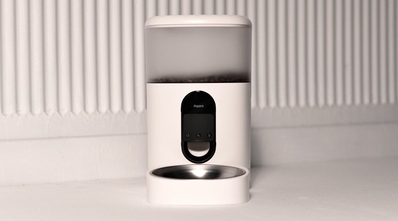 An application scenario or product detail of homekit pet feeder - Image 2