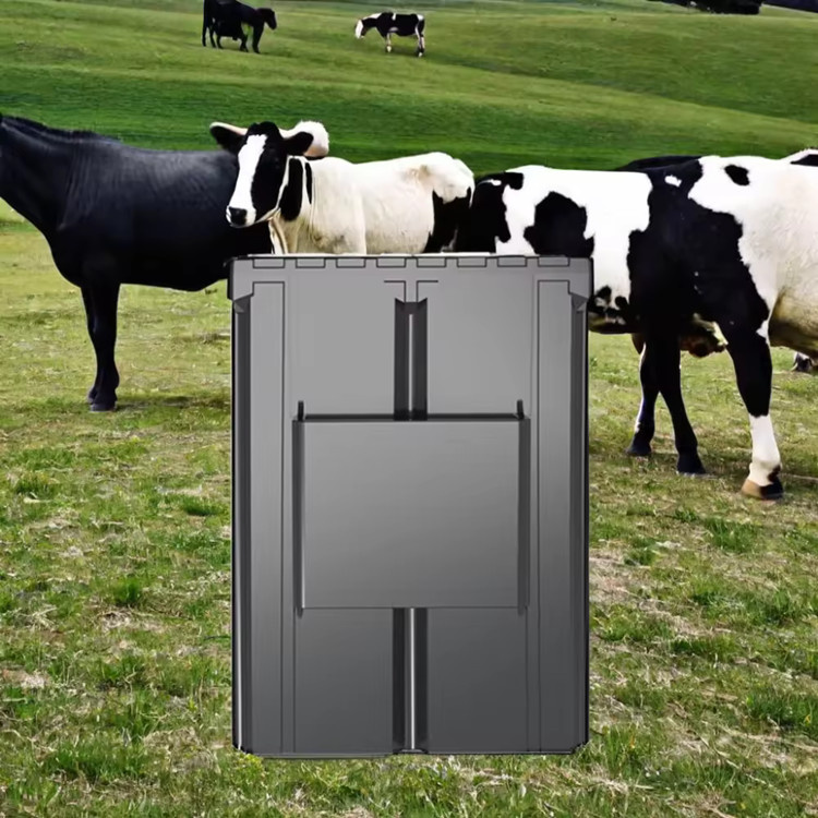 Featured image for the livestock gps tracker guide