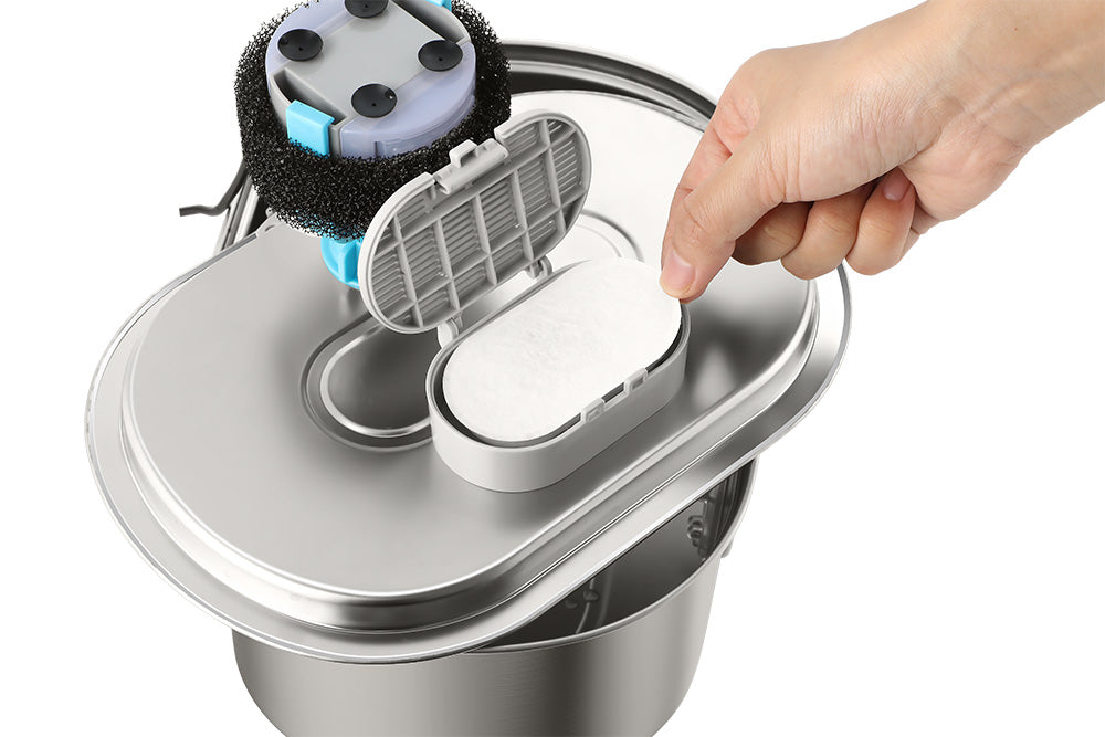 An application scenario or product detail of pet water filter - Image 18