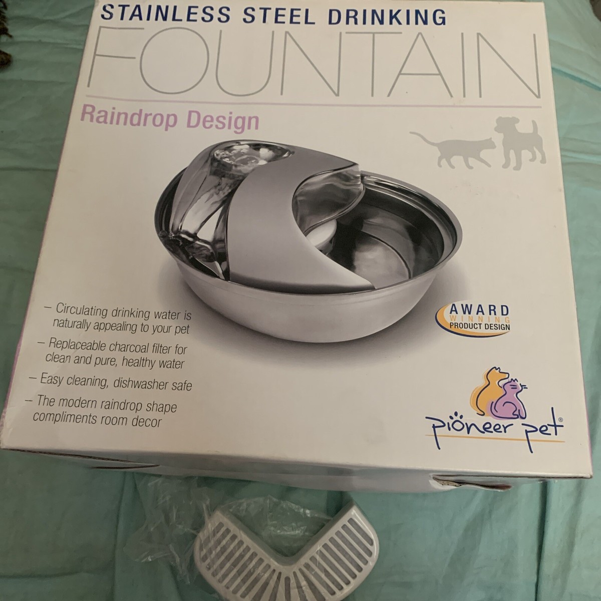 An application scenario or product detail of pioneer pet raindrop fountain - Image 9