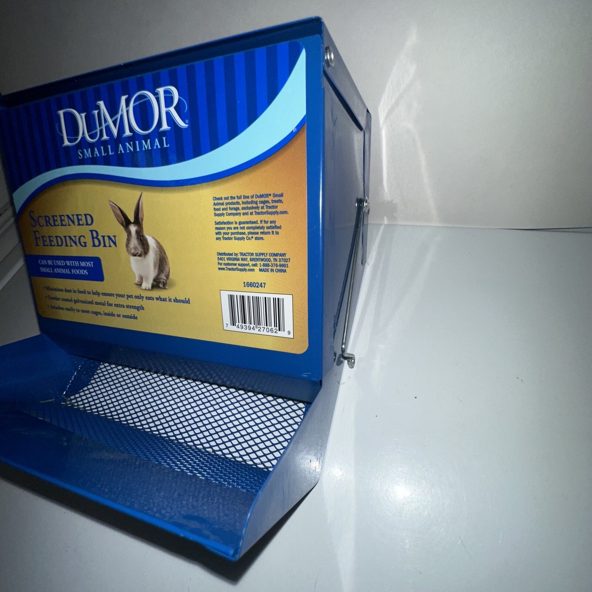 An application scenario or product detail of rabbit feeder tractor supply - Image 12