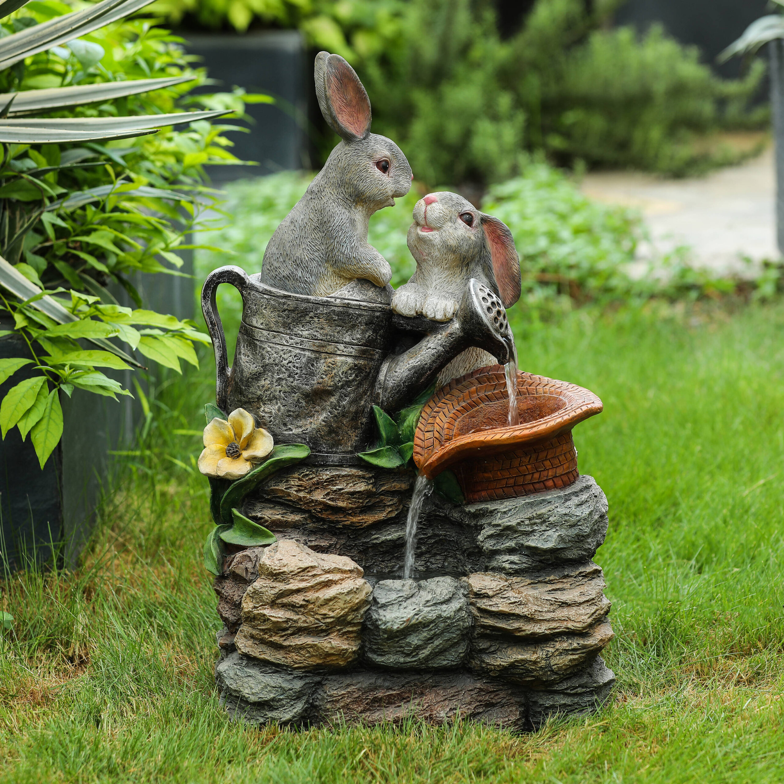 An application scenario or product detail of rabbit water fountain - Image 4