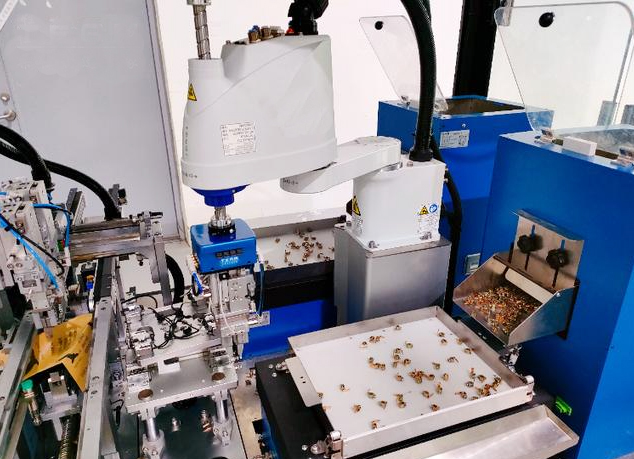 An application scenario or product detail of robot feeder - Image 4