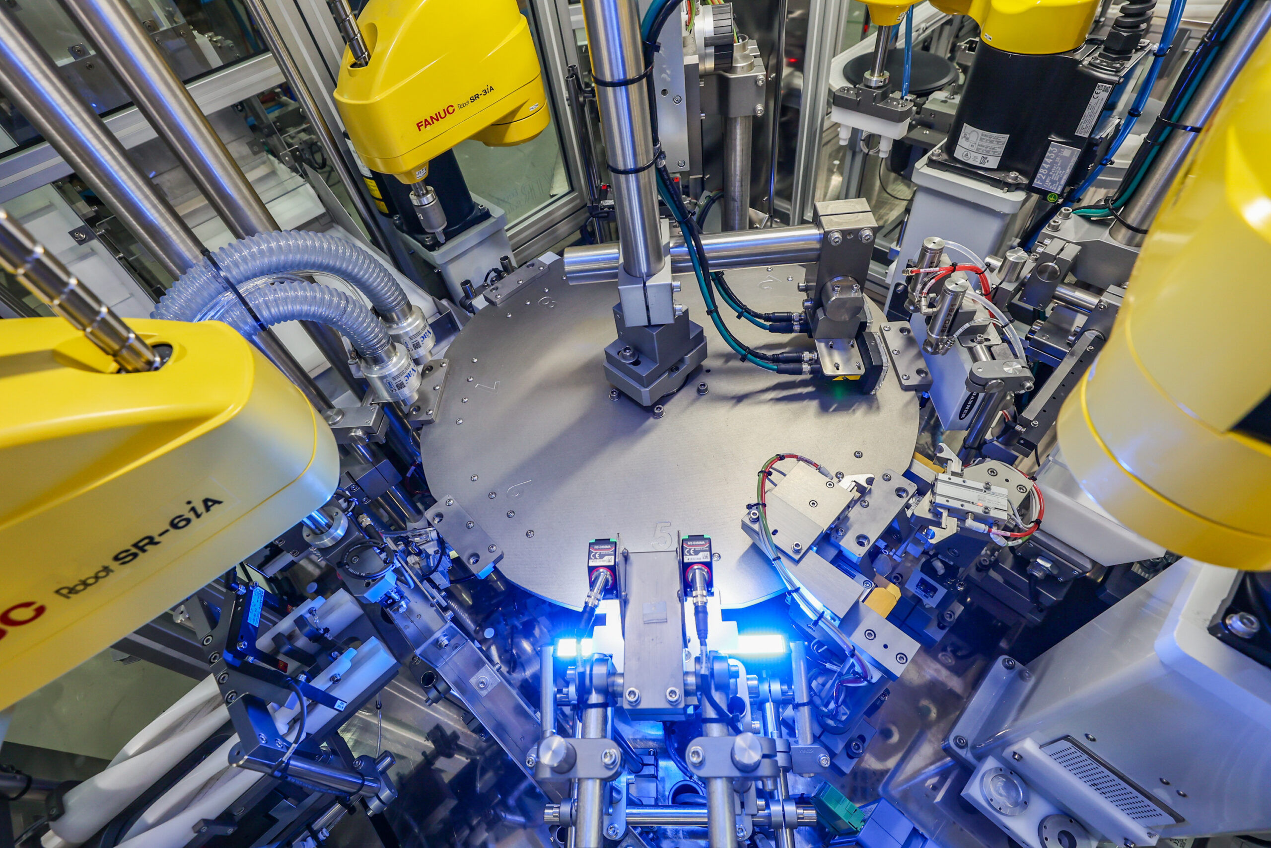 An application scenario or product detail of robot feeder - Image 16