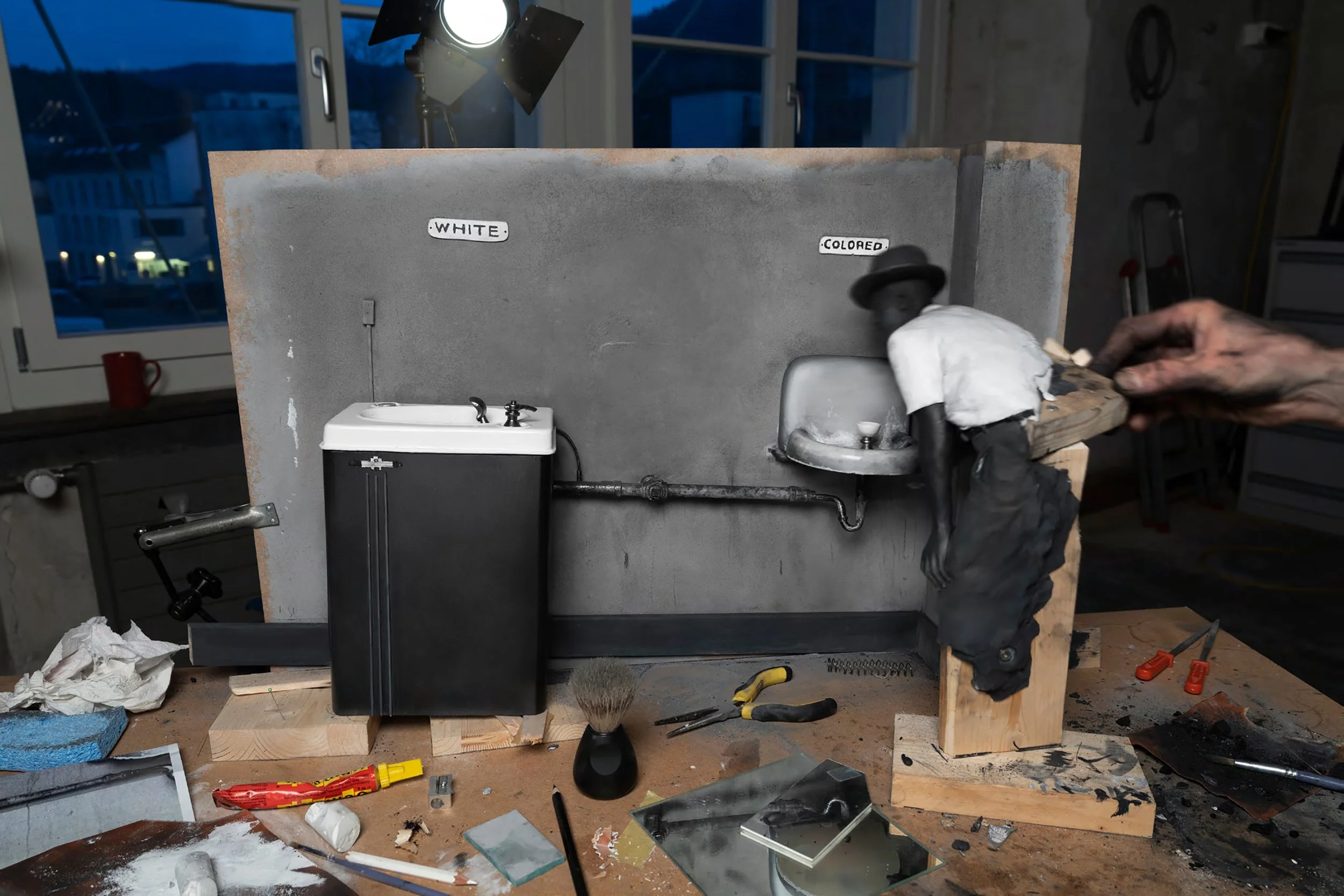 An application scenario or product detail of segregated water fountain - Image 10