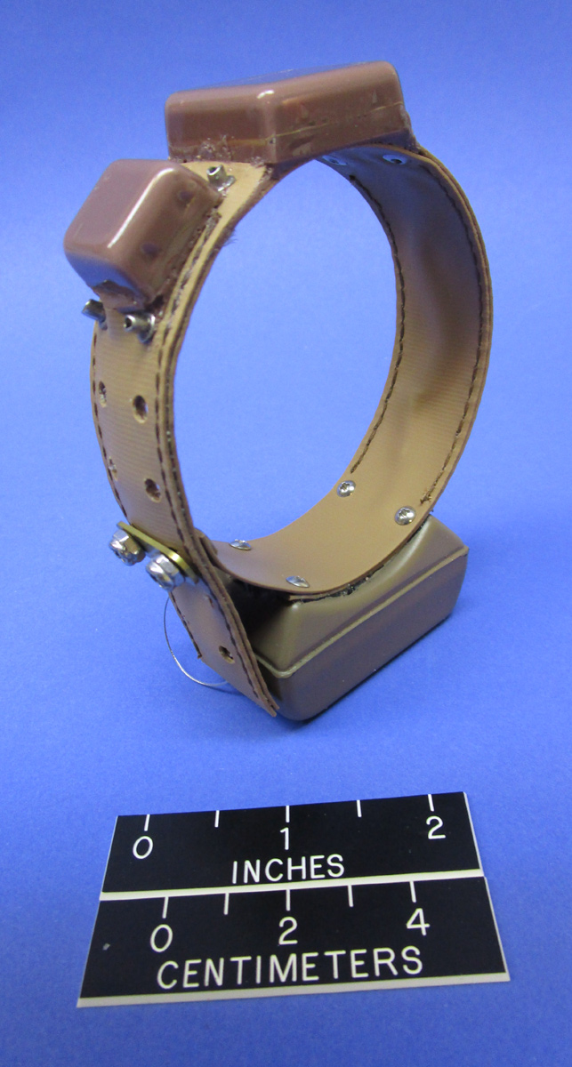 An application scenario or product detail of tracking collars - Image 13