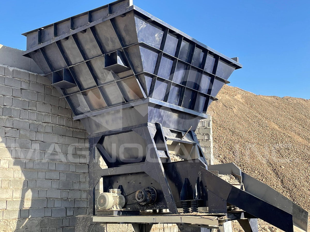 An application scenario or product detail of what feeder - Image 19