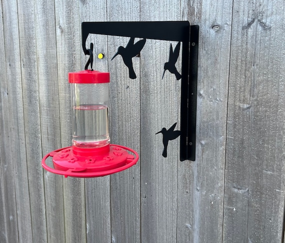 An application scenario or product detail of where is best place to hang hummingbird feeder - Image 7