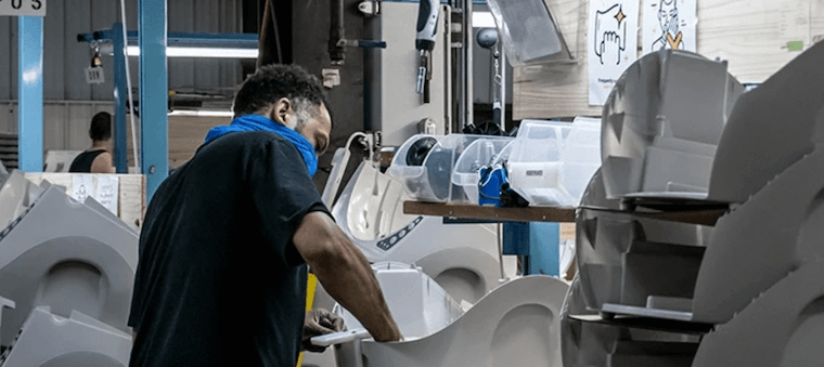 An application scenario or product detail of where is litter robot made - Image 2