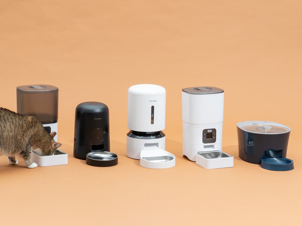 app controlled pet feeder oem manufacturing details