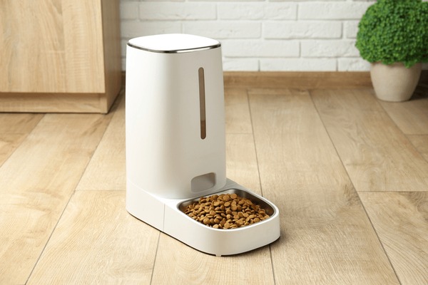 automatic cat feeder dry food manufacturing details