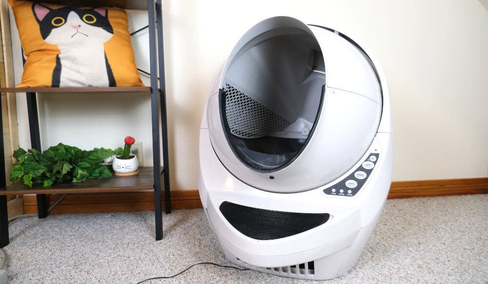 cat genie vs litter robot manufacturing details